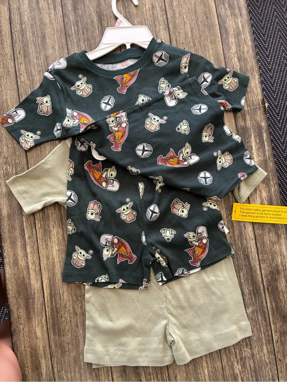 Kids Star Wars 4 Piece Set Size 10 Pajamas Short Sleeve Tops and Shorts